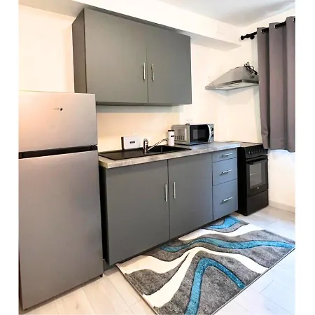 Chez Aida-centre Poitiers-la Conciergerie. * ポアティエ